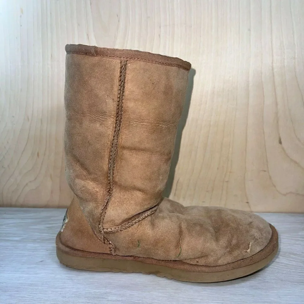 ‎UGG Classic Tall Chestnut Brown Women's 7